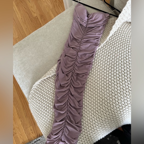 Worn once in vacation slinky ruched maxi dress size S - Picture 4 of 4